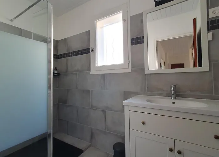 Maison Individuelle Confortable 4 Pers à - Fr-1-476-24 *